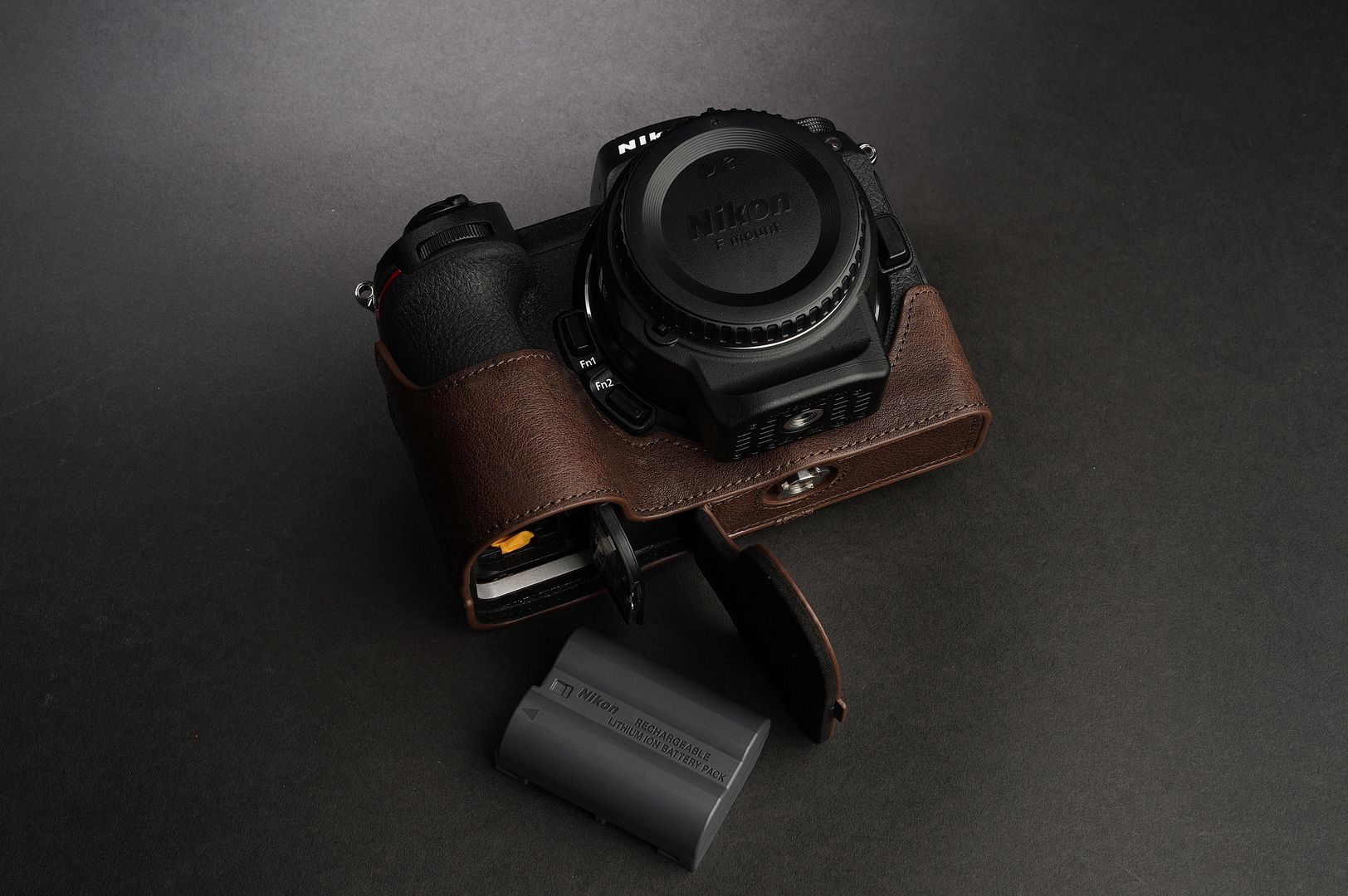 Genuine Real Leather Half Camera Case Bag Cover for Nikon Z6 Nikon Z7